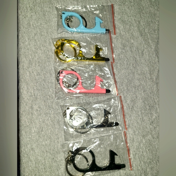 No-touch door hook & button pusher key chain multiple colors - Picture 1 of 4